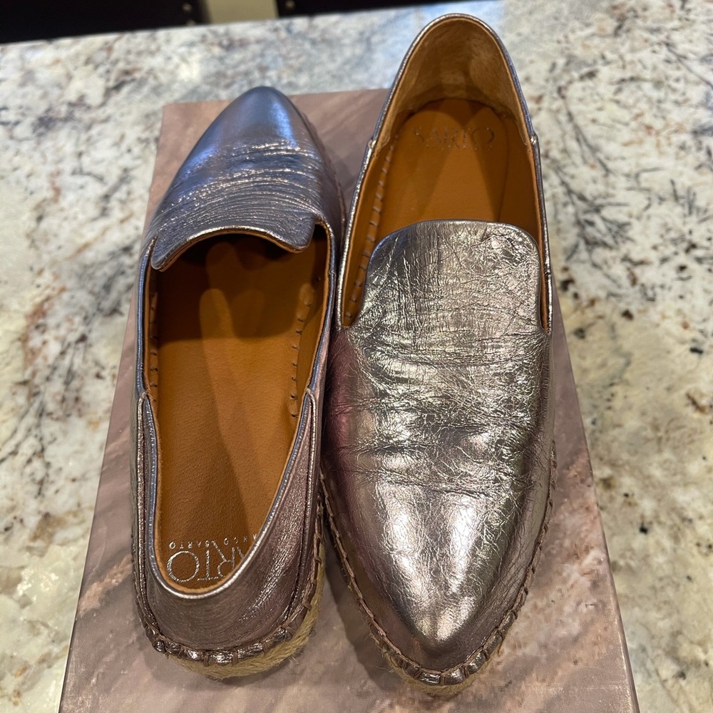 Women’s shoes